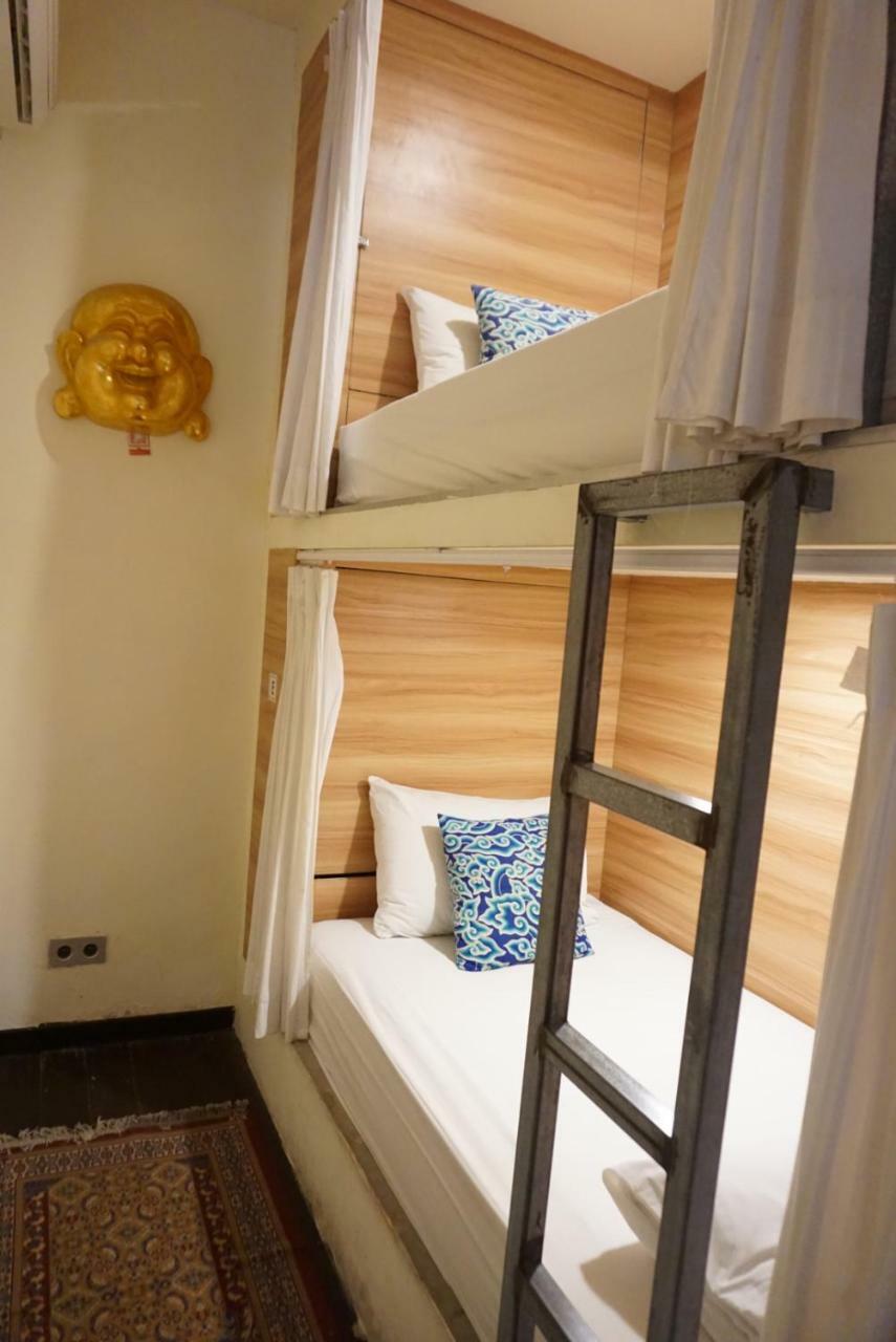 Ostello Karisa Pods Seminyak Esterno foto