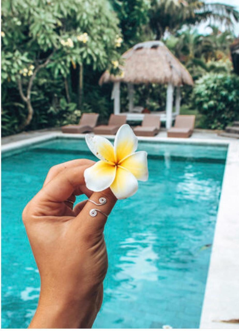 Ostello Karisa Pods Seminyak Esterno foto
